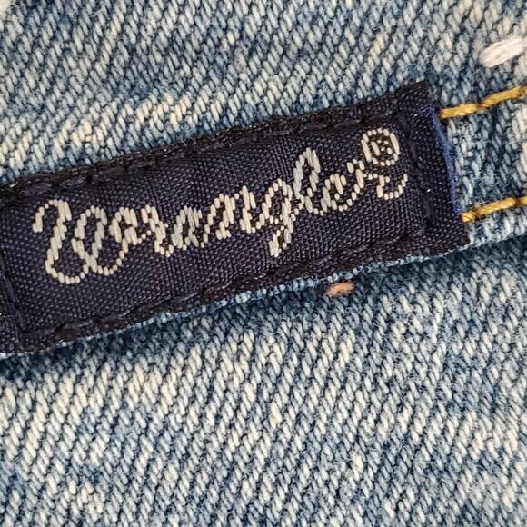 Wrangler Raw Edge Cut Off 5 Button Distressed Light Wash Cotton Jean Shorts 11 - Picture 5 of 10